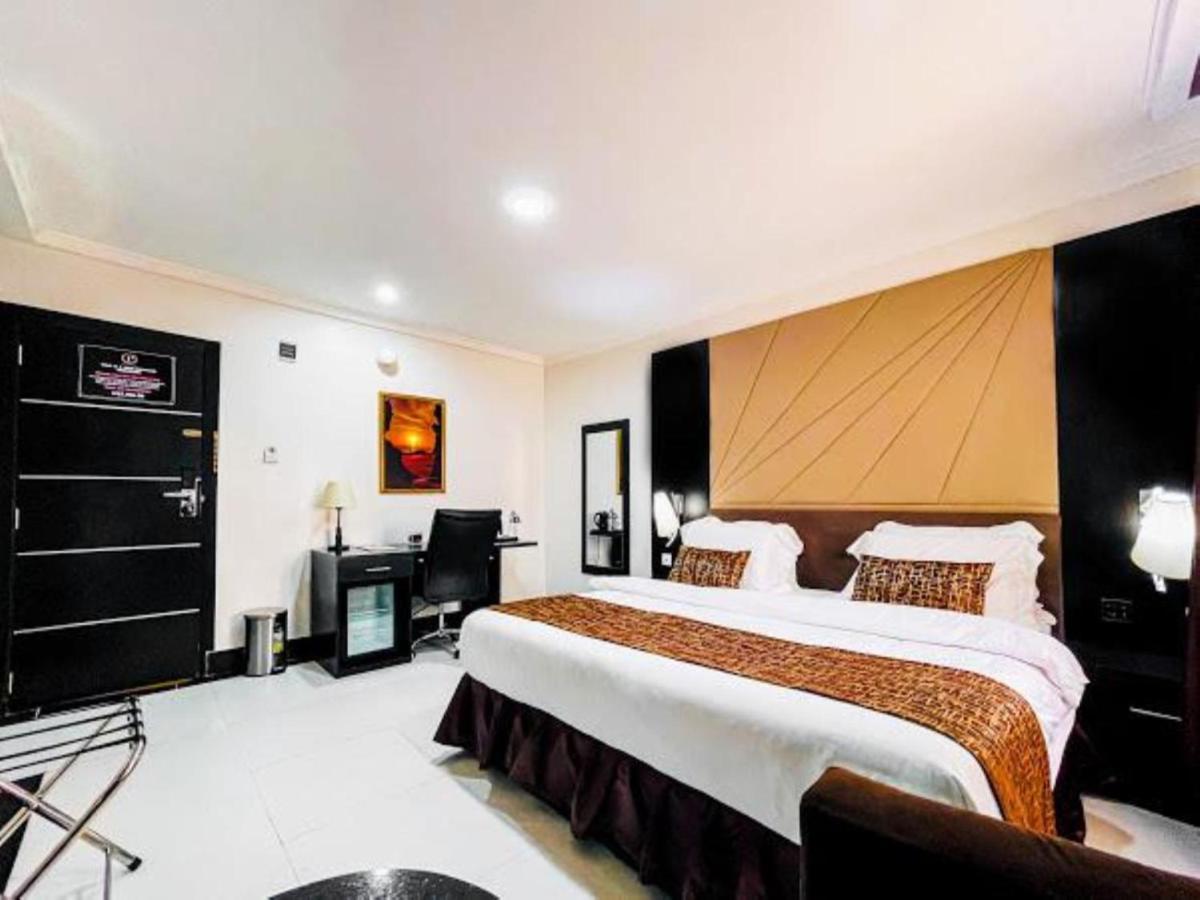 Pasadena Suites Lekki Exteriér fotografie